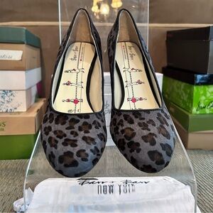 NEW Barr + Barr | Leopard Heels